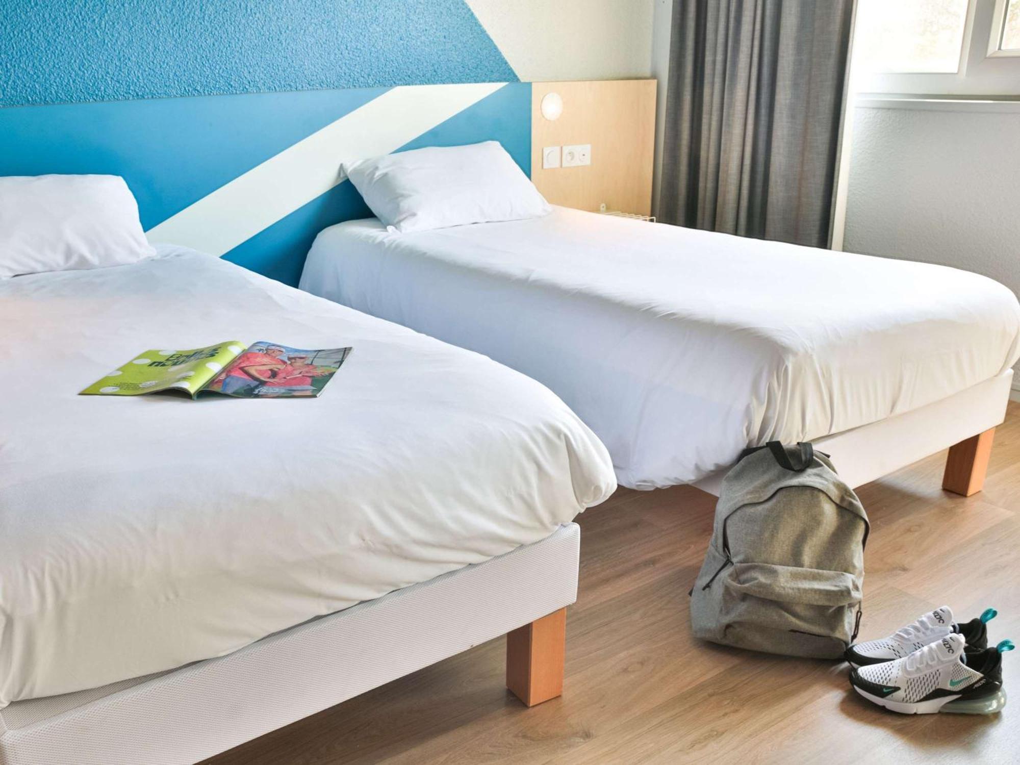 Ibis Budget Tours Sud شامْبري لي تور المظهر الخارجي الصورة