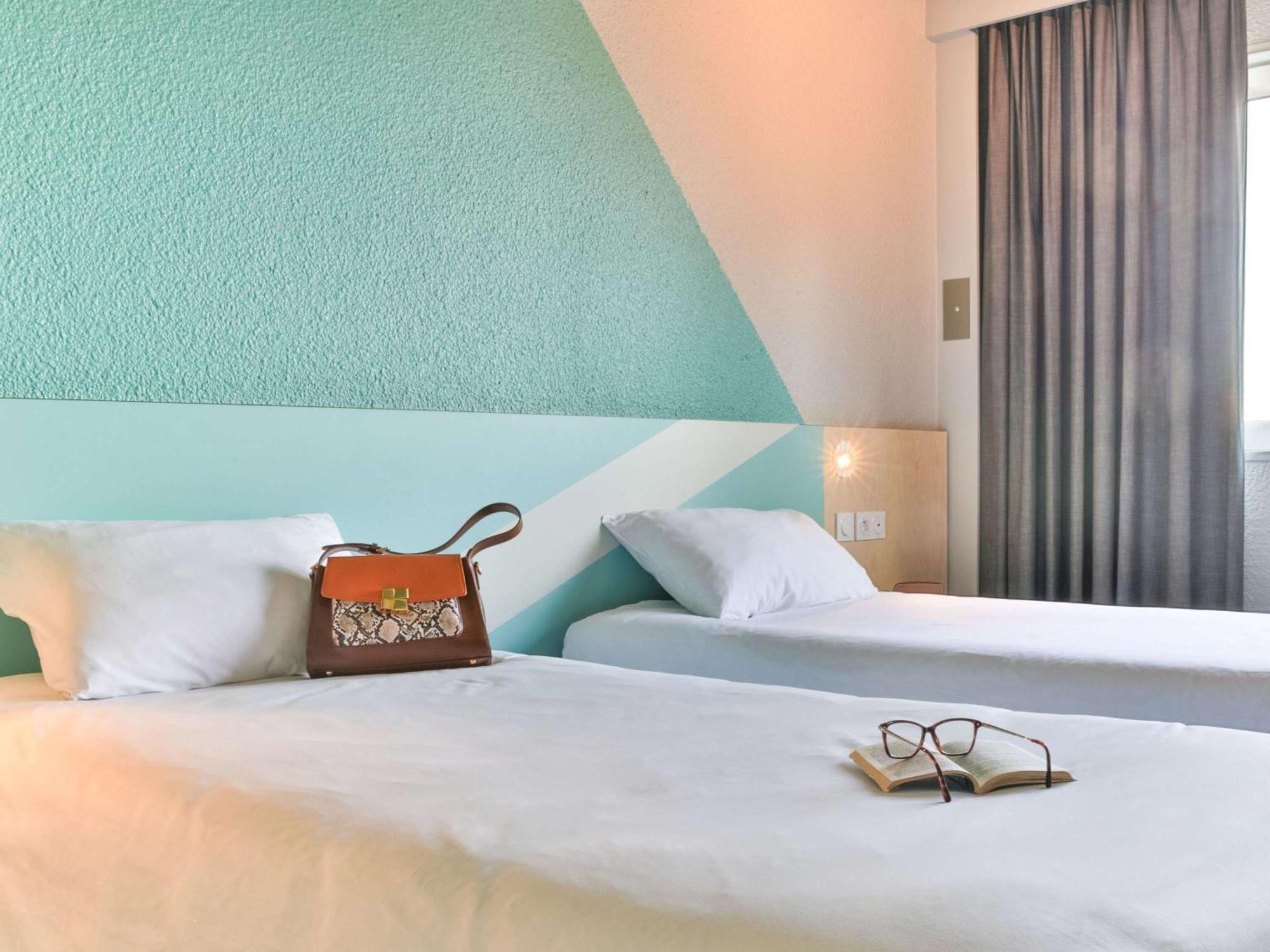 Ibis Budget Tours Sud شامْبري لي تور المظهر الخارجي الصورة